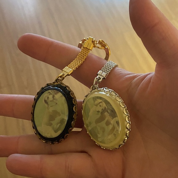 Jewelry - Vintage Dog Cameo Keychains